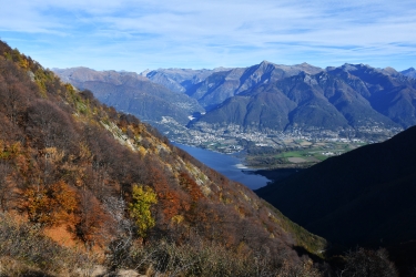 Une vue magnifique en montant au Monte Gambarogno