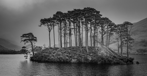 L'île Eilean na Moine, sur laquelle se trouve la tombe de Dumbledore