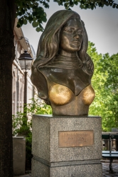 Le buste de Dalida