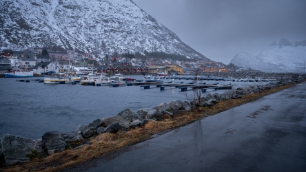 Tempête dans le port de Gryllefjord